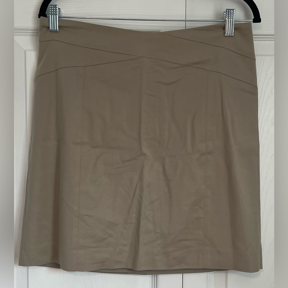 Women's Banana Republic Tan Stretch Skirt